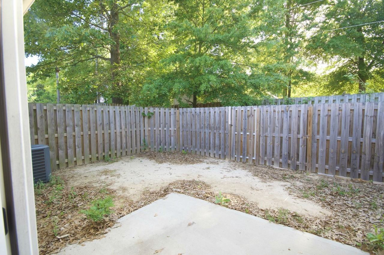 242 Haley Dr - Photo 7 of 7