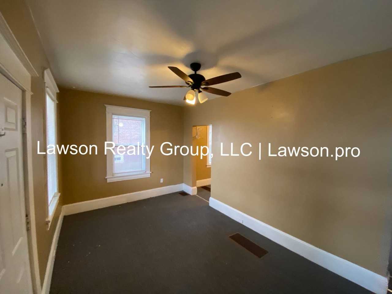 19 12 1/2 St Sw - Photo 2 of 41