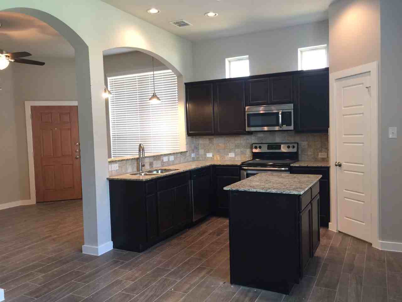 1057 W Sierra Vista Ct - Photo 6 of 11