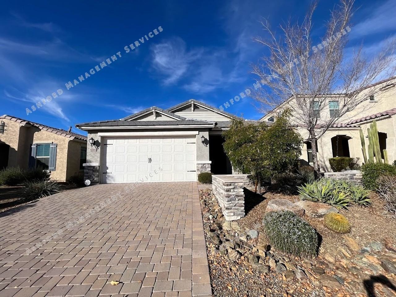 9582 W Cashman Dr - Photo 3 of 50
