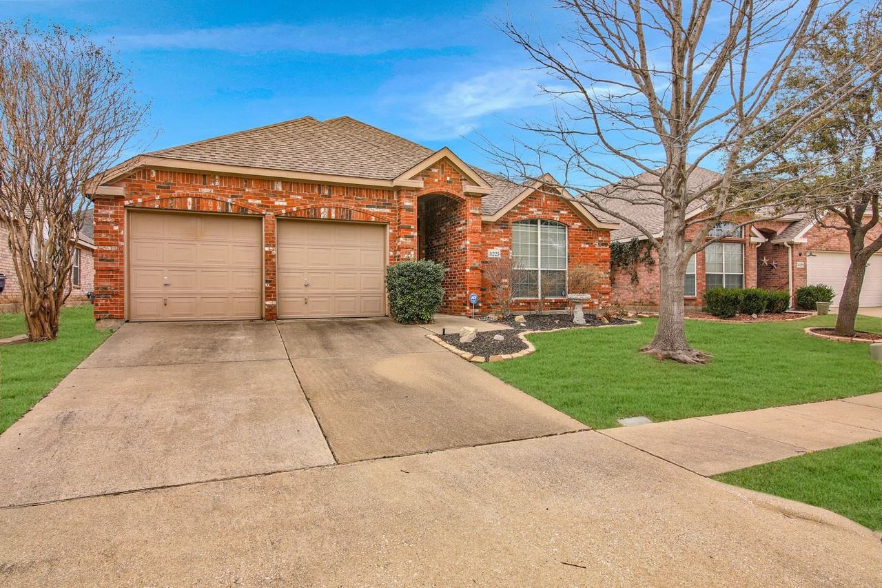 8225 Olympia Dr - Photo 2 of 26