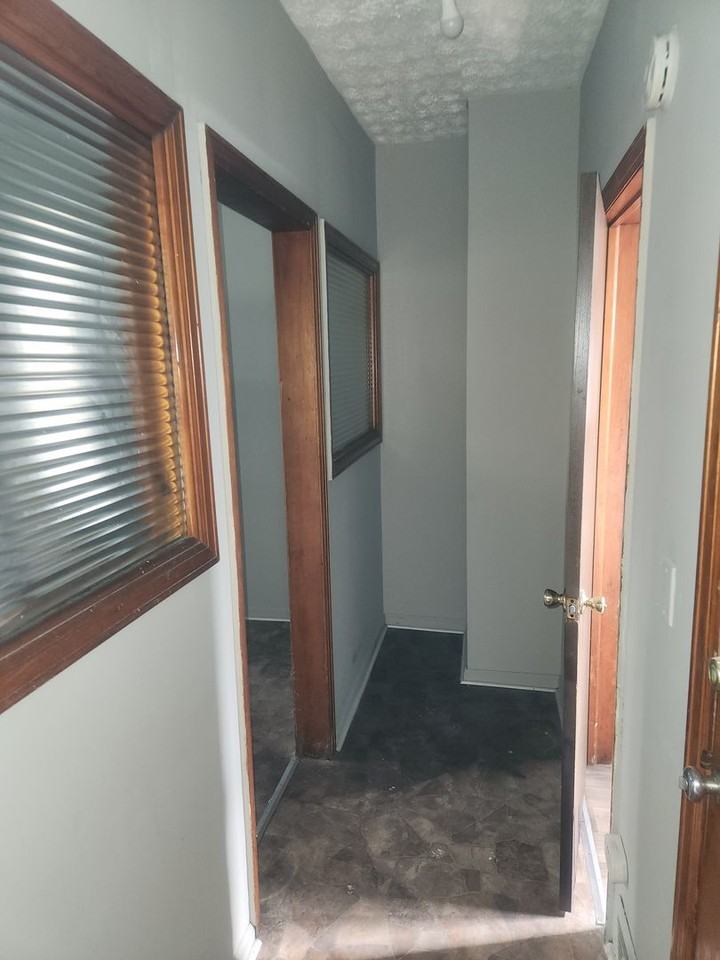 195 Lewis St - Photo 2 of 20