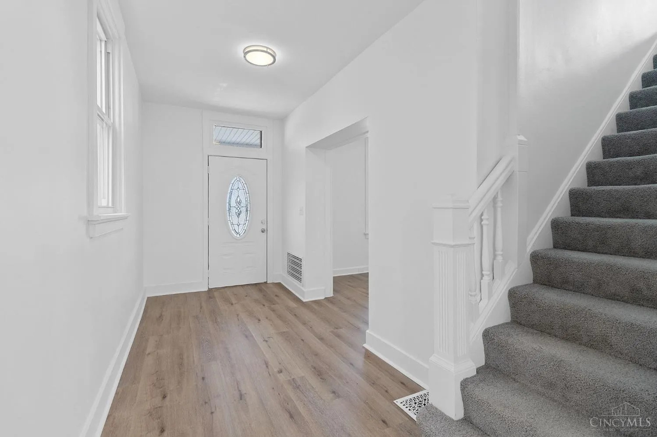 3518 Hudson Ave - Photo 3 of 20