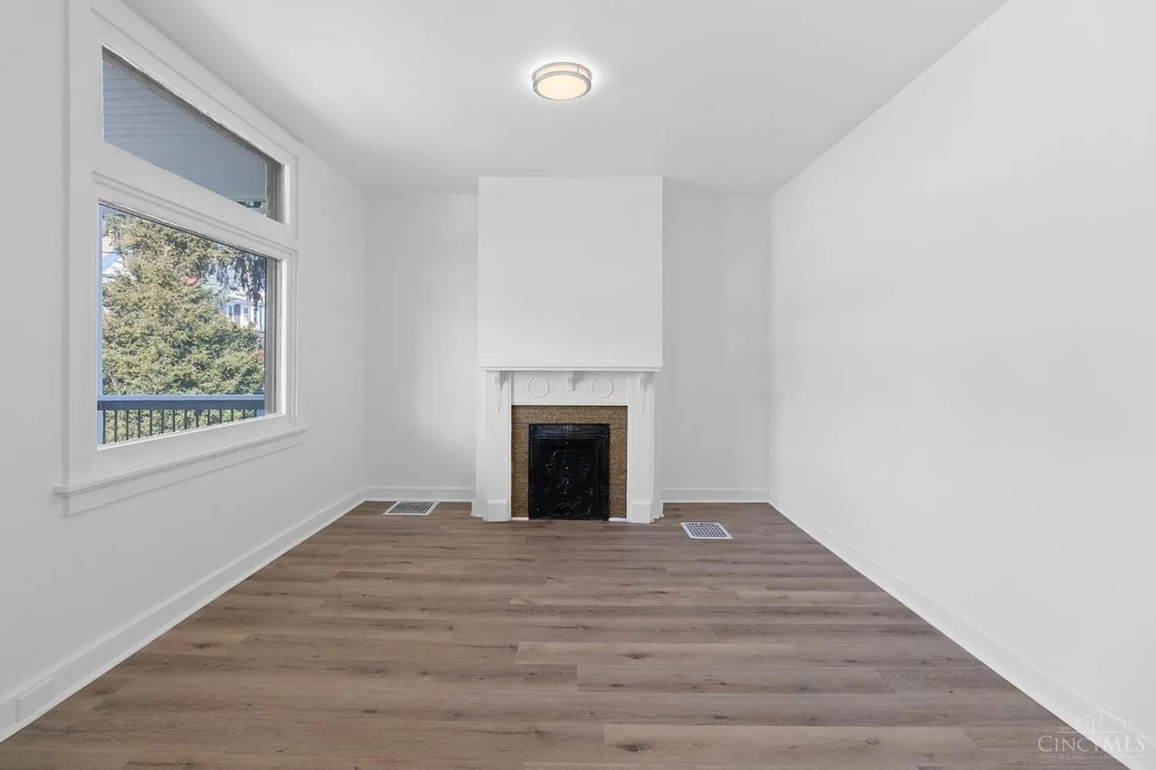 3518 Hudson Ave - Photo 4 of 20