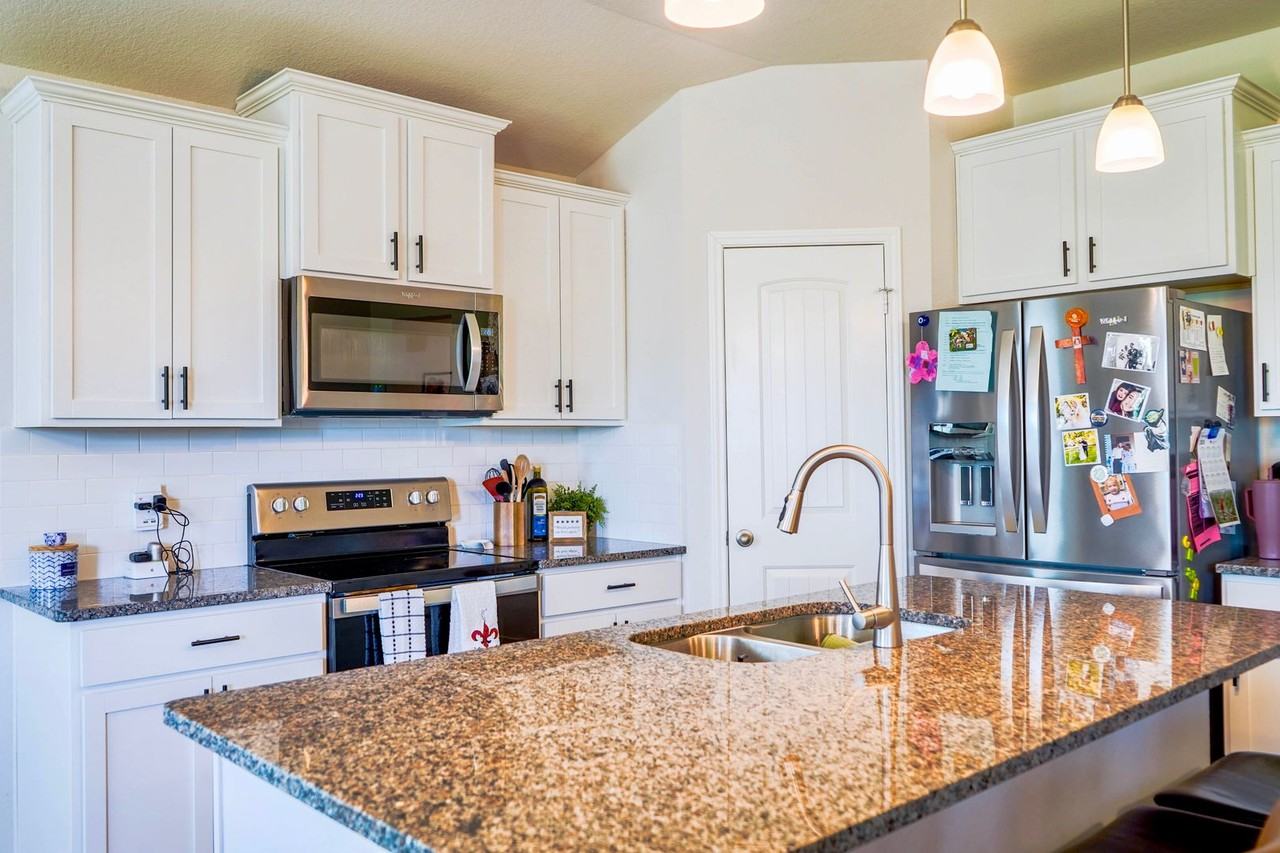 6260 Matagorda Rd - Photo 7 of 13