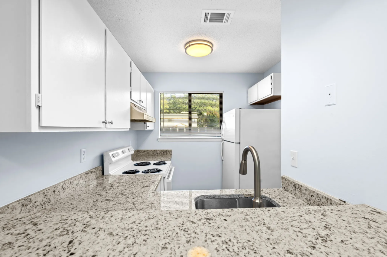 2807 Waddell Rd #5 - Photo 3 of 11