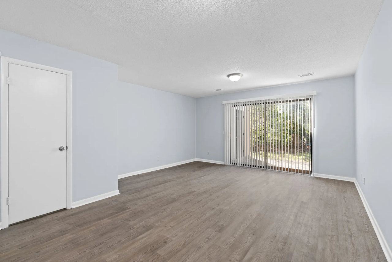 2807 Waddell Rd #5 - Photo 4 of 11