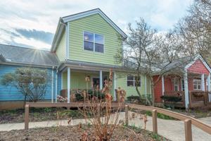 featured image of 43 Vermont Ct