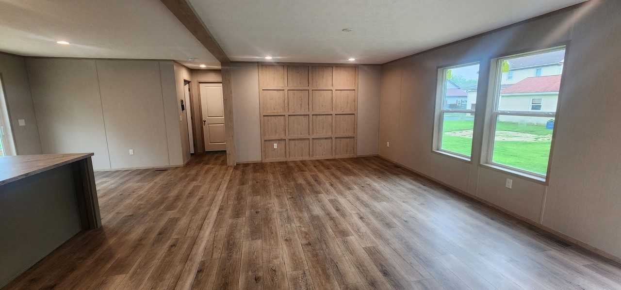 530 James St - Photo 3 of 20