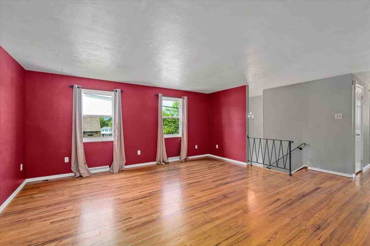 220 Clubside Dr - Photo 3 of 29