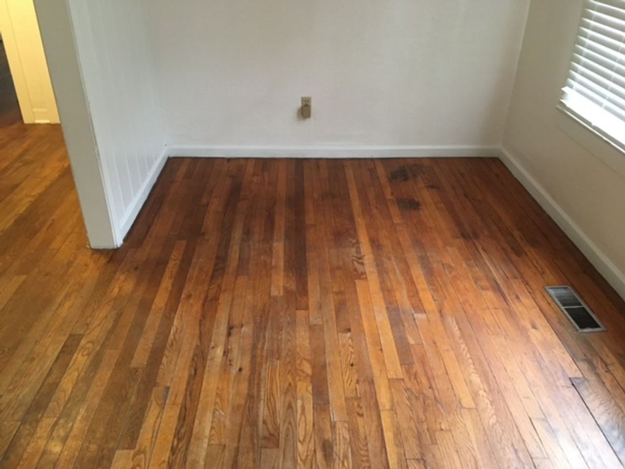 1513 Yancey St - Photo 6 of 11
