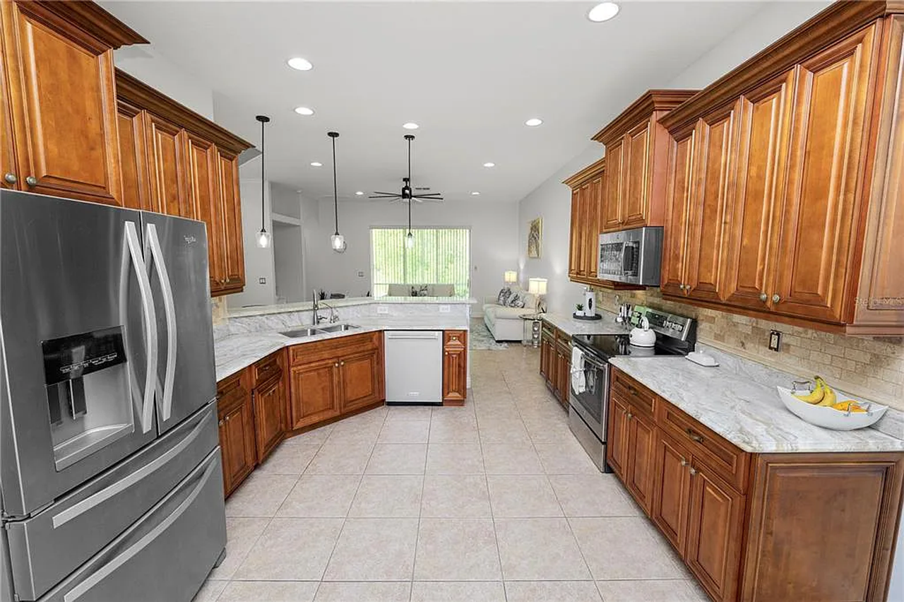 1167 Stoney Creek Blvd - Photo 3 of 11