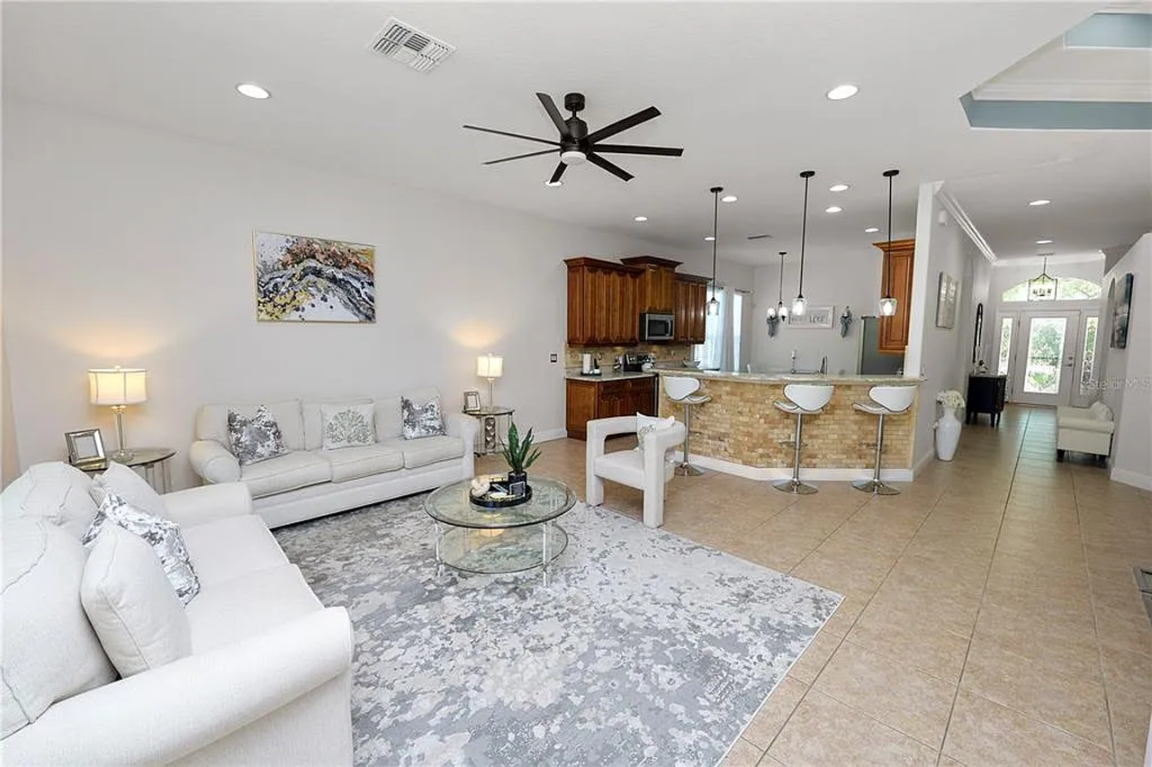 1167 Stoney Creek Blvd - Photo 4 of 11