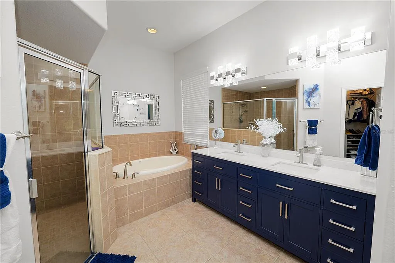 1167 Stoney Creek Blvd - Photo 7 of 11