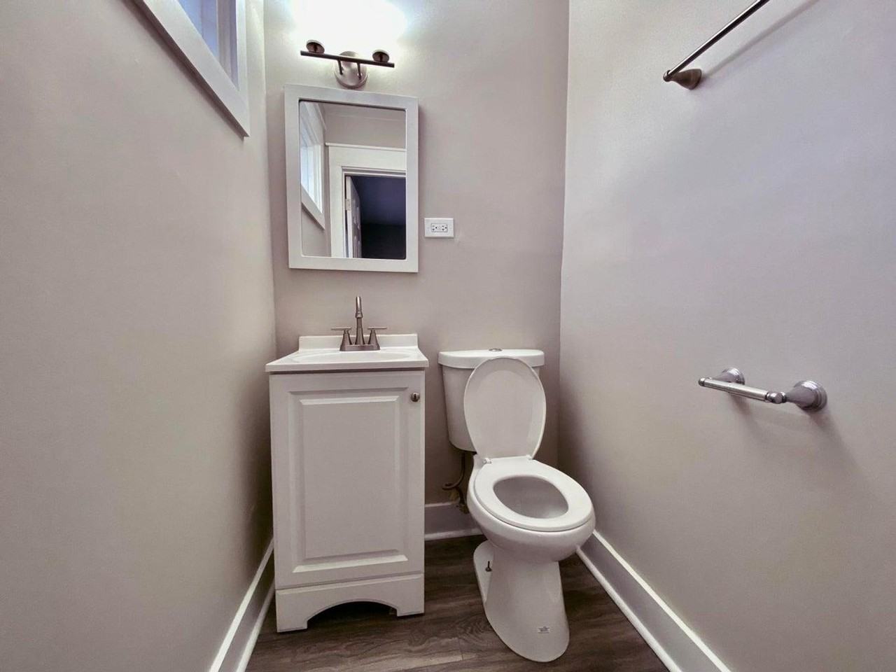 1410 E Grundy St - Photo 4 of 13