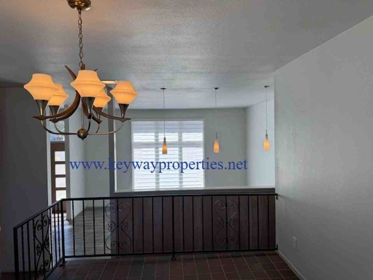 3705 Chapala Dr Ne - Photo 6 of 19