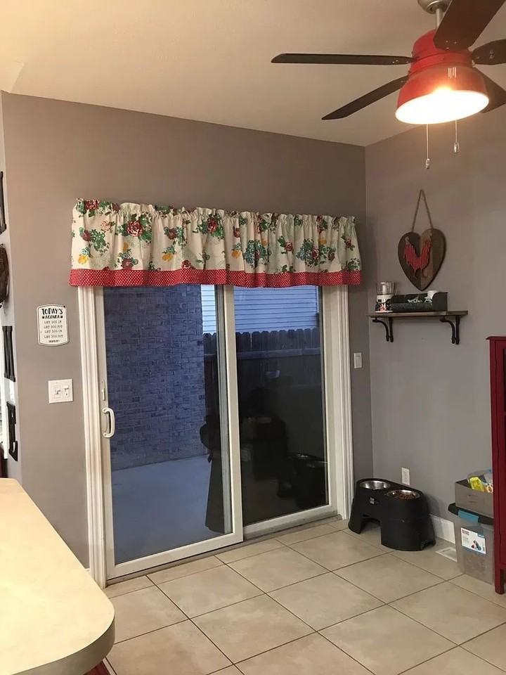82 Sunkist Dr - Photo 4 of 16