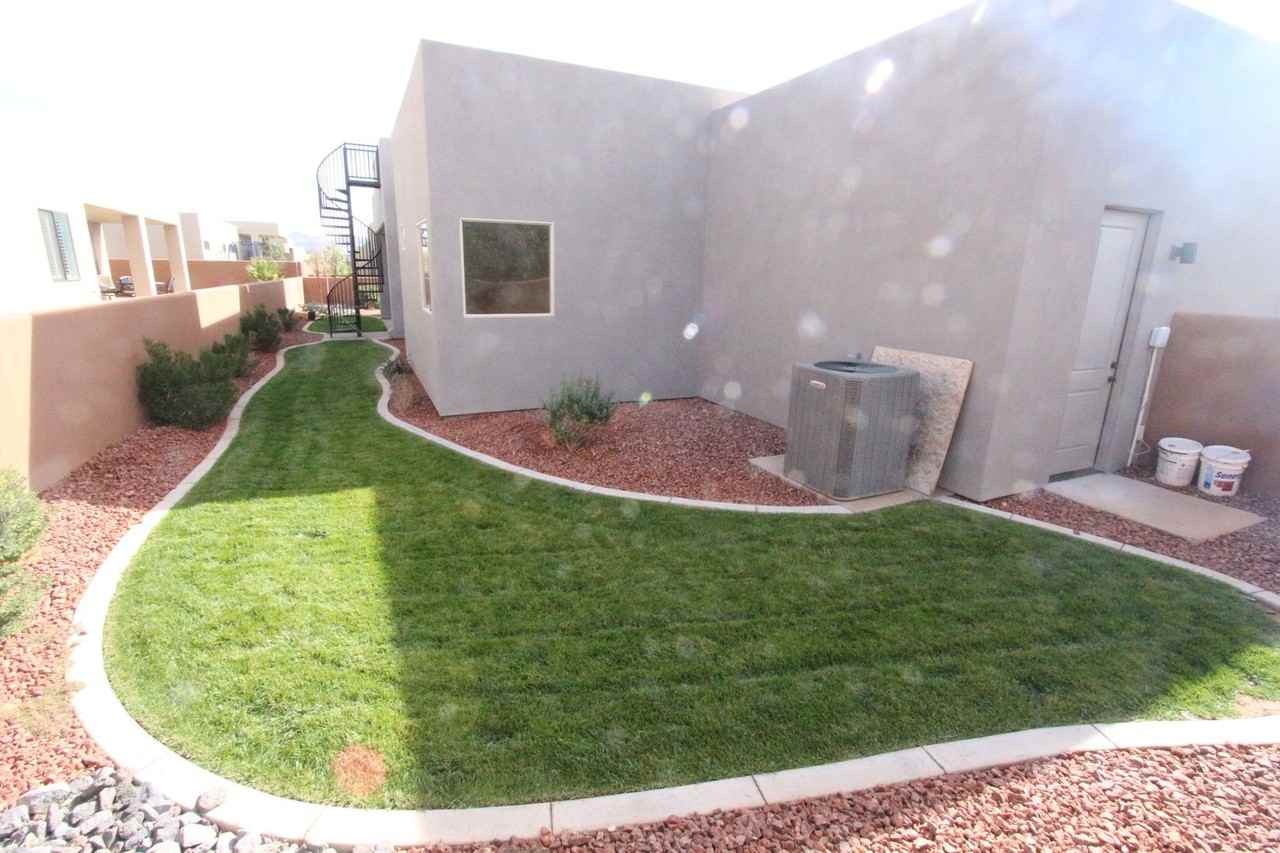 5298 W 3180 S - Photo 3 of 50