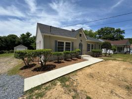 featured image of 18 Blacks Bluff Rd Sw