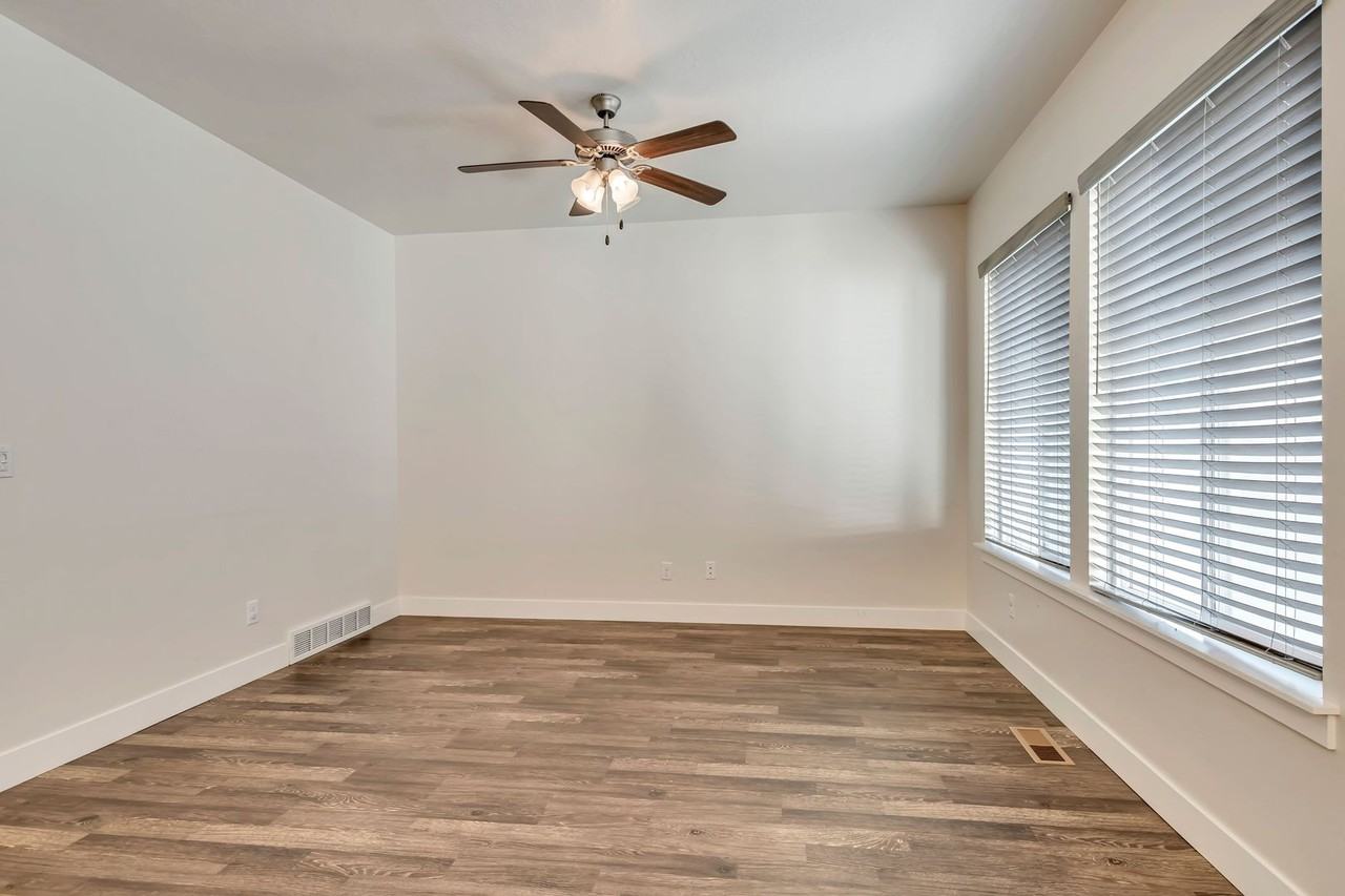 4158 W River Shade Ln - Photo 7 of 30