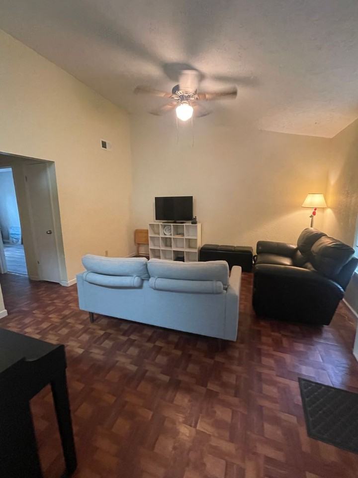 265 Osprey Dr - Photo 5 of 9