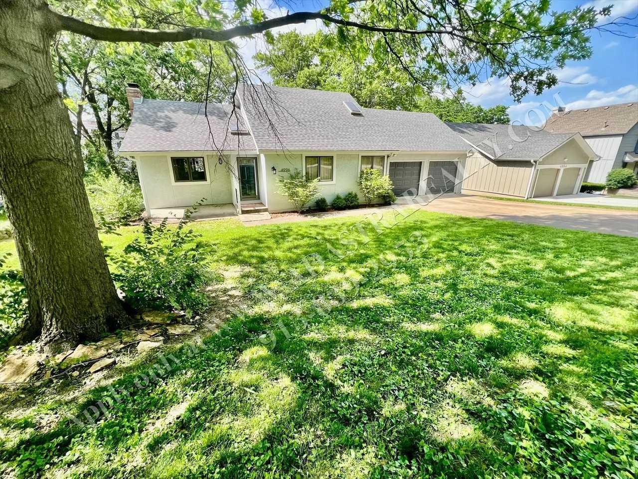 4996 W 60th Ter - Photo 5 of 22