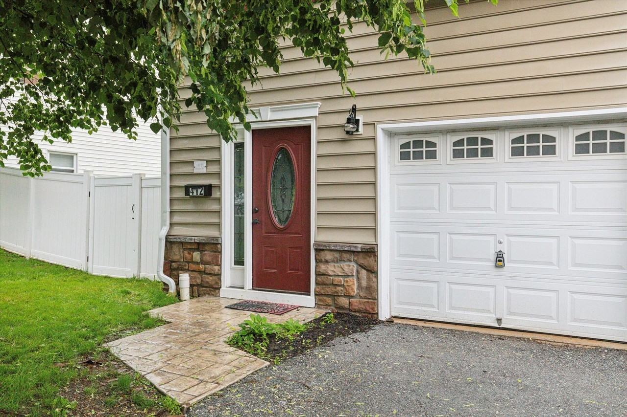 412 Heckle St - Photo 2 of 29