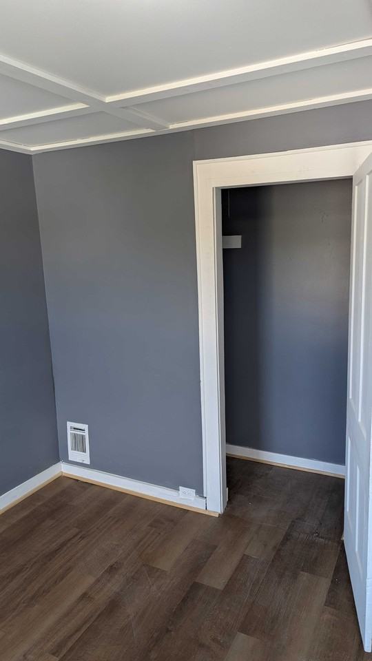 307 E 3rd St #NA - Photo 2 of 24