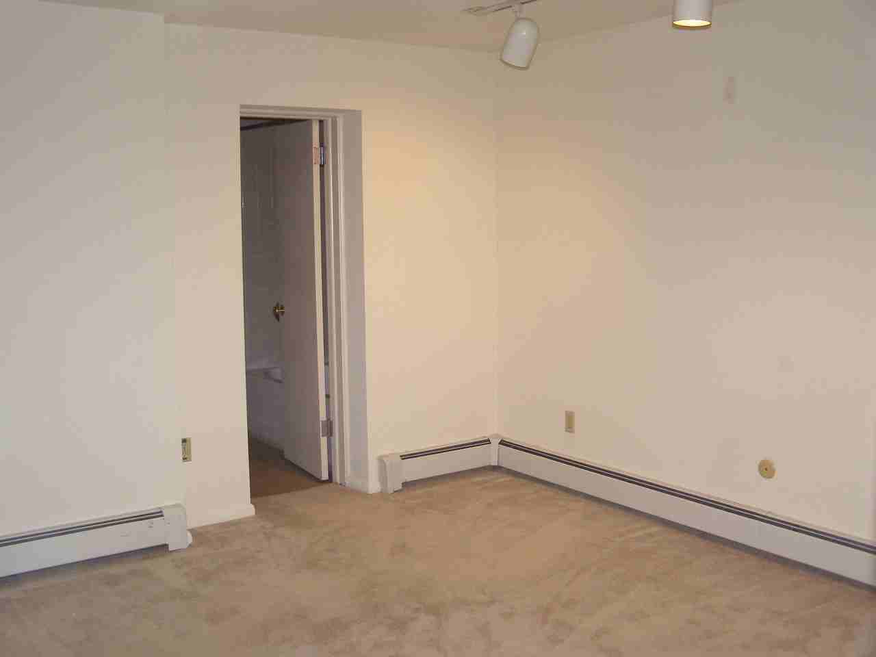 270 Shady Ave #13 - Photo 7 of 7