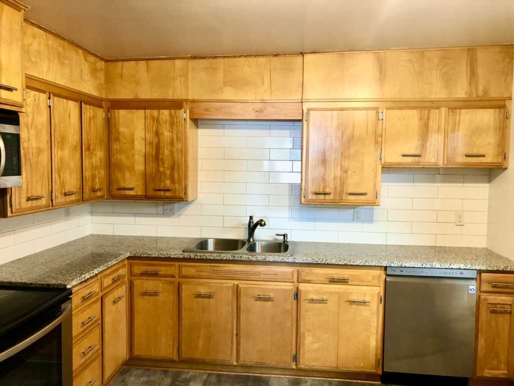 815 6th Ave #1 - Photo 2 of 10