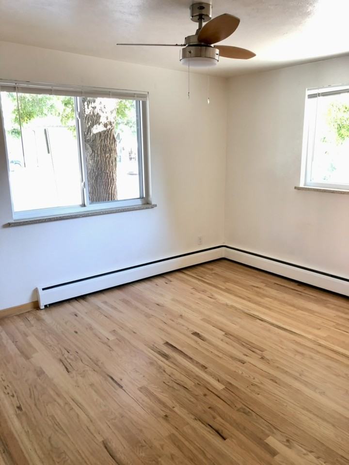 815 6th Ave #1 - Photo 6 of 10