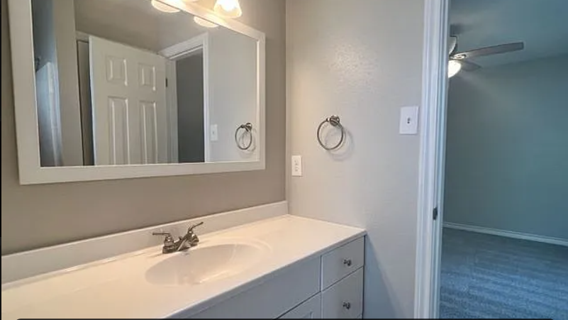 112 Highland Dr #11 - Photo 3 of 10