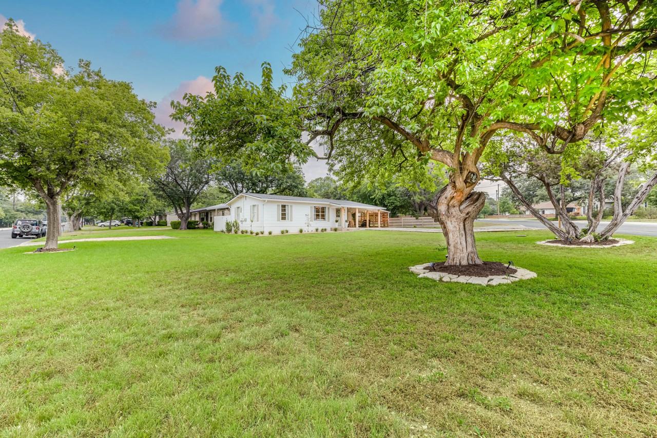 528 Frey St #NA - Photo 3 of 33