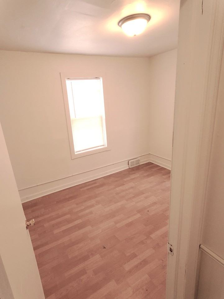 1701 168th St #NA - Photo 3 of 10