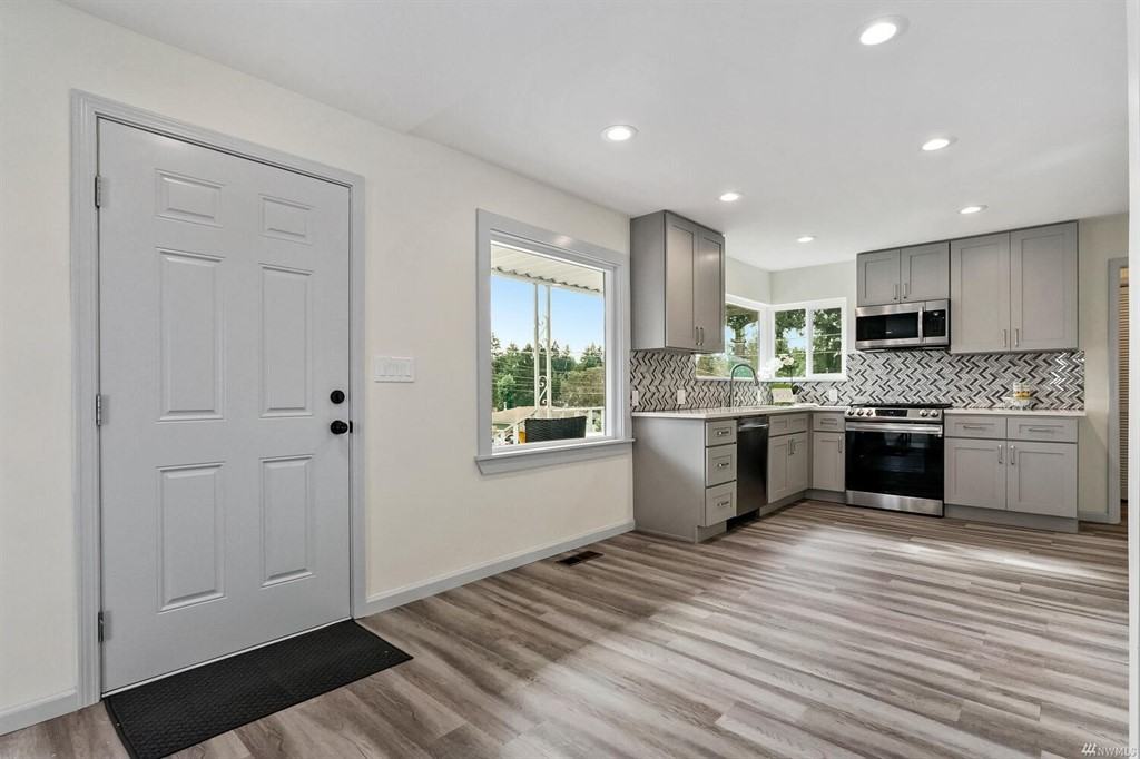 126 Sw 143rd St #1 - Photo 2 of 7