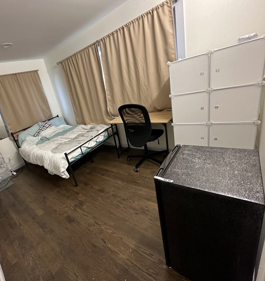 126 Sw 143rd St #1 - Photo 3 of 7