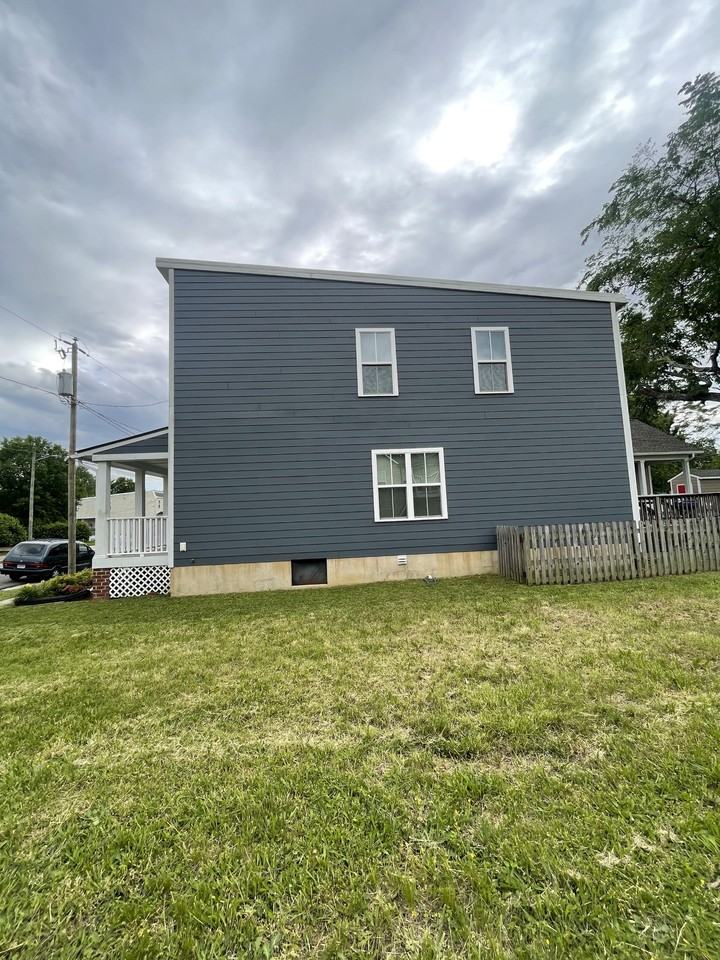 1208 N 33rd St #NA - Photo 2 of 5