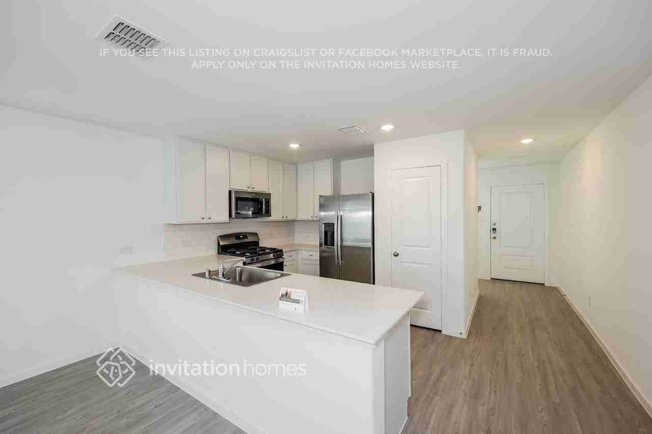 4020 Pleasant Shade Pl - Photo 7 of 18