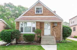 featured image of 8127 N Octavia Ave