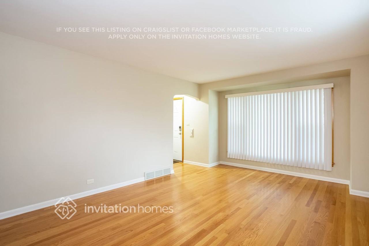 8127 N Octavia Ave - Photo 3 of 14