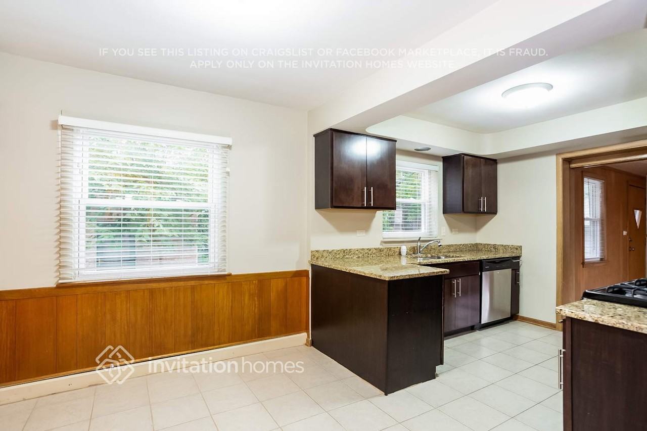 8127 N Octavia Ave - Photo 4 of 14