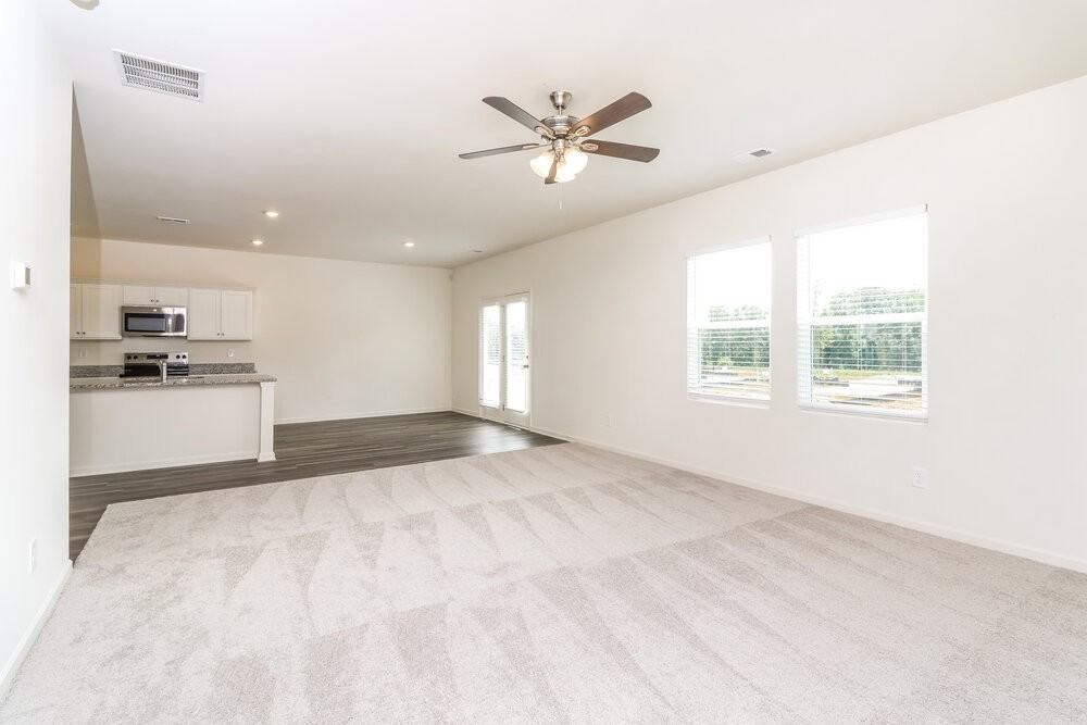 7738 Sudbury Cir - Photo 5 of 17