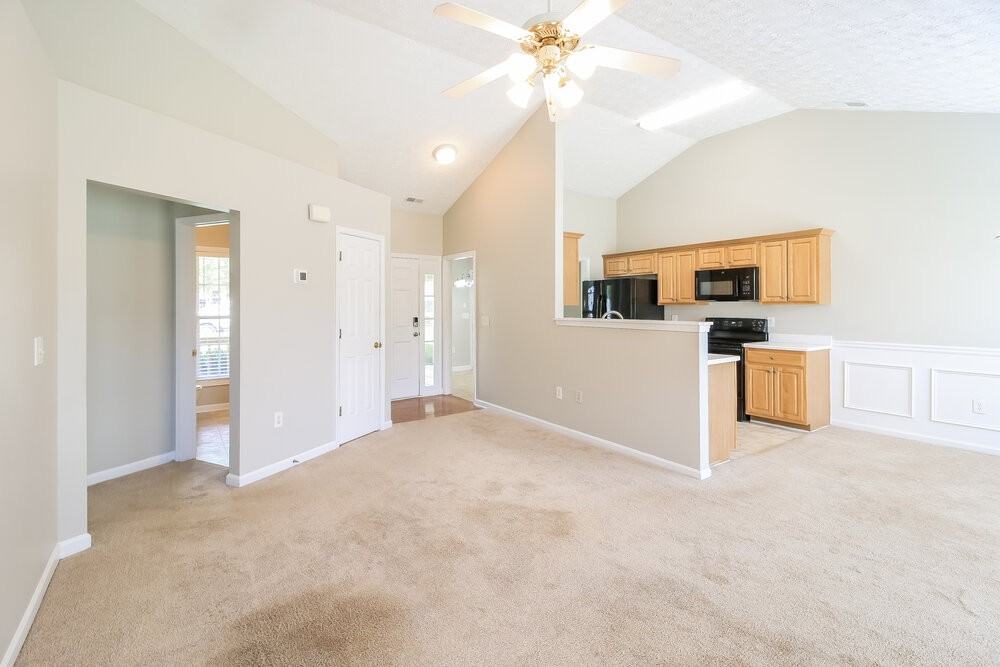 180 Lake Cove Approach - Photo 6 of 16