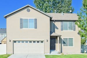 featured image of 606 S Willow Park Dr