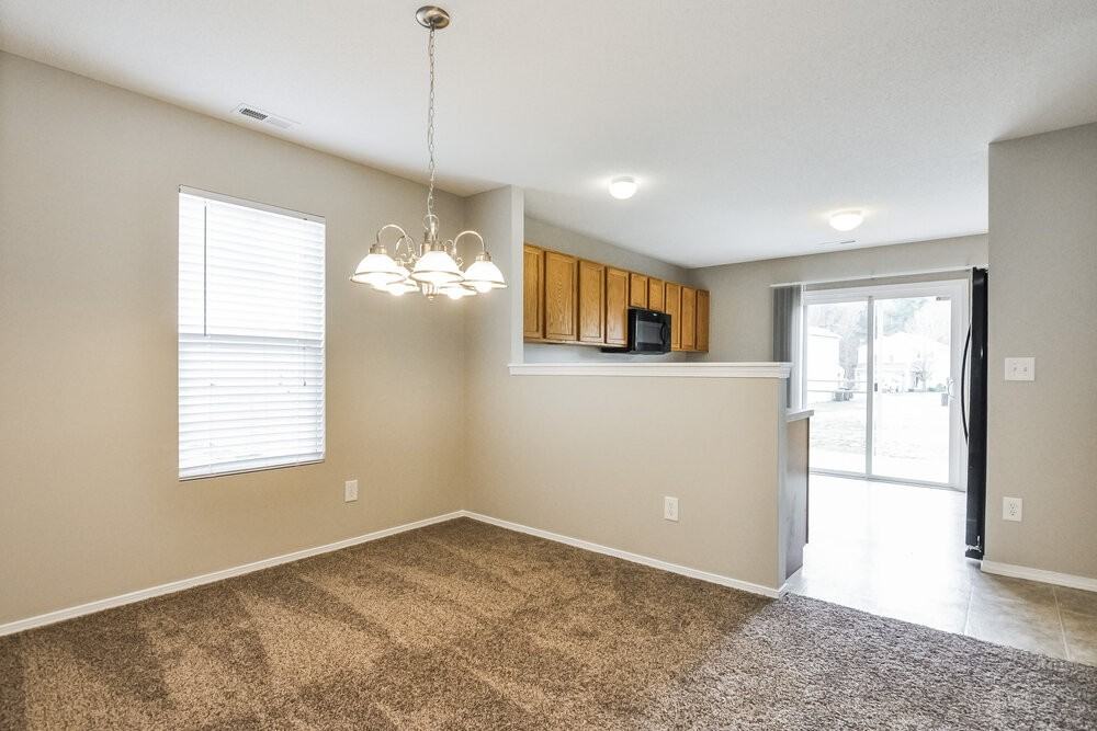 1020 Gelfield Rd - Photo 4 of 15