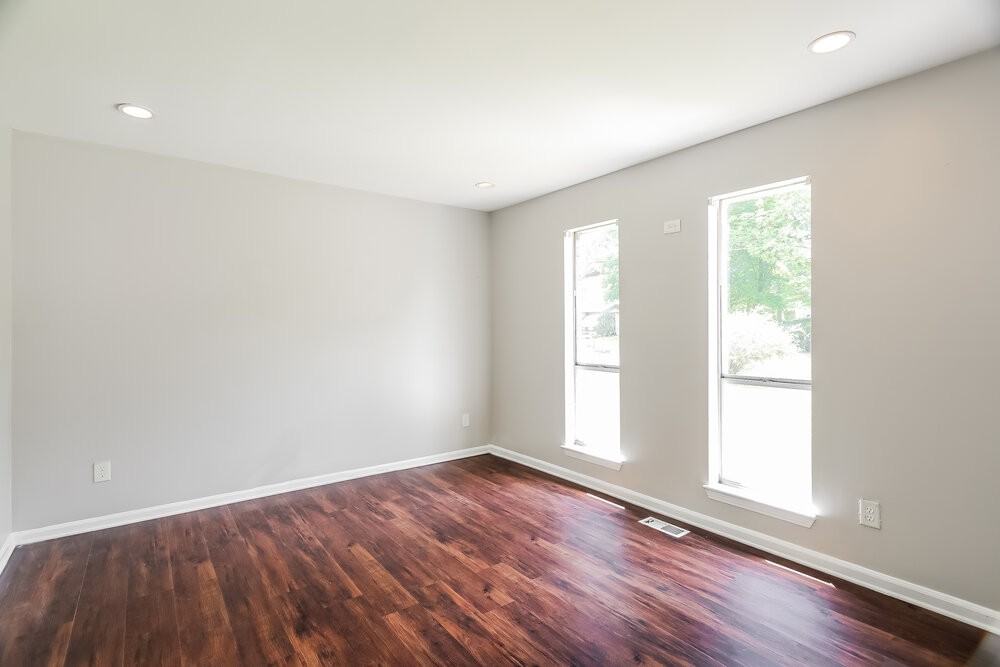 2561 Gaylon St - Photo 7 of 18