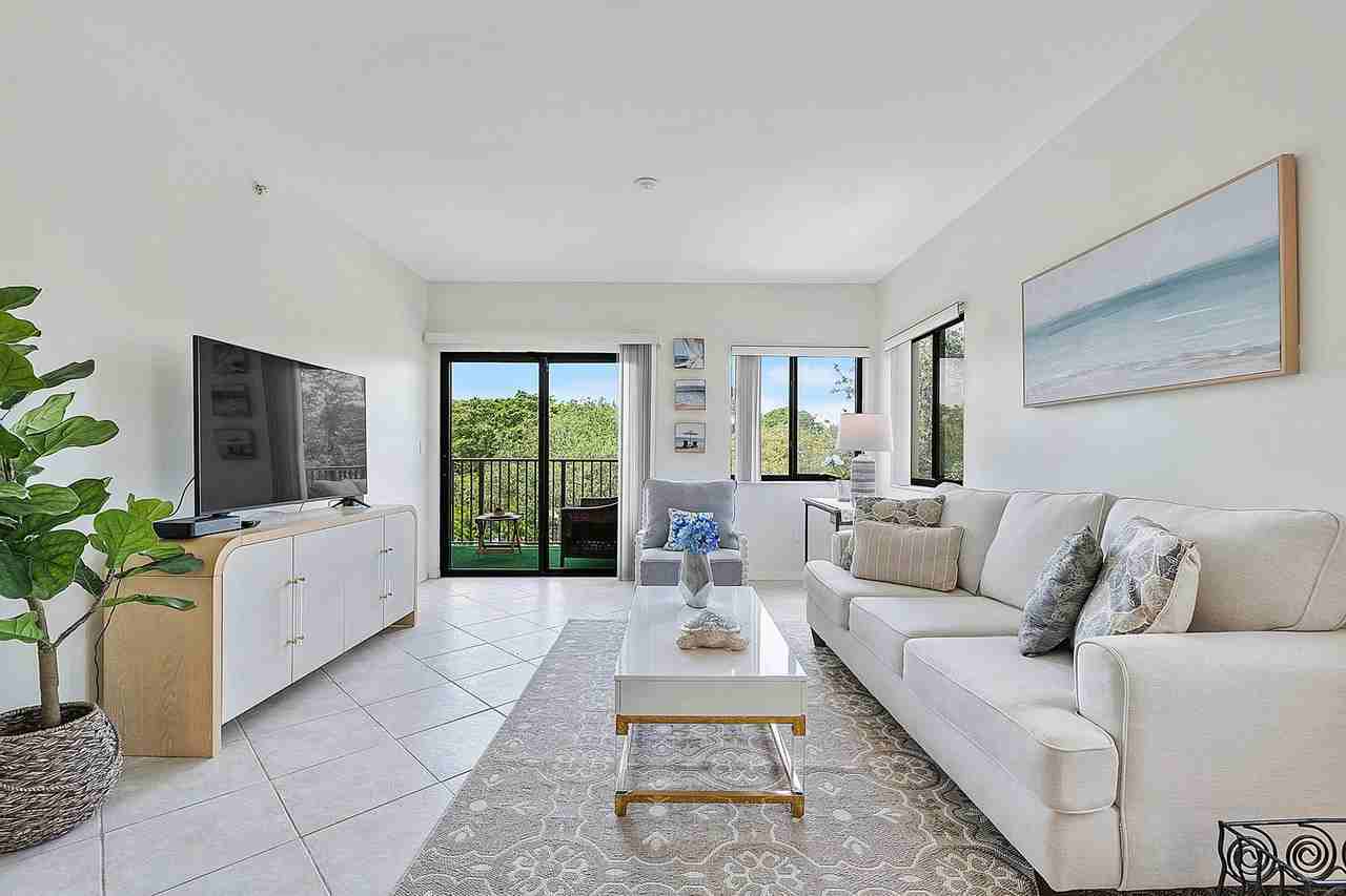 2105 Lavers Circle - Photo 3 of 9