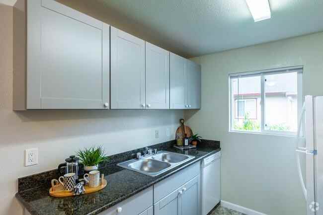 2120 Jennings Ave - Photo 6 of 50