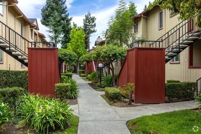 2120 Jennings Ave - Photo 4 of 50