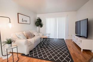 2120 Jennings Ave - Photo 1 of 1